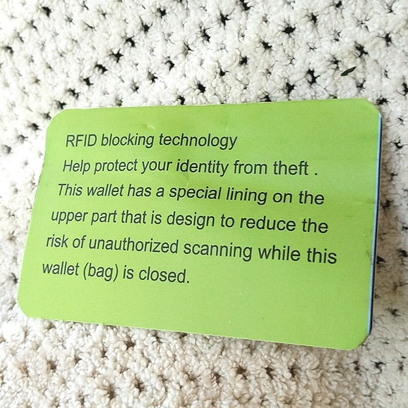 Paul and Taylor RFID Bifold Men's Wallet NWOTS - Picture 9 of 10